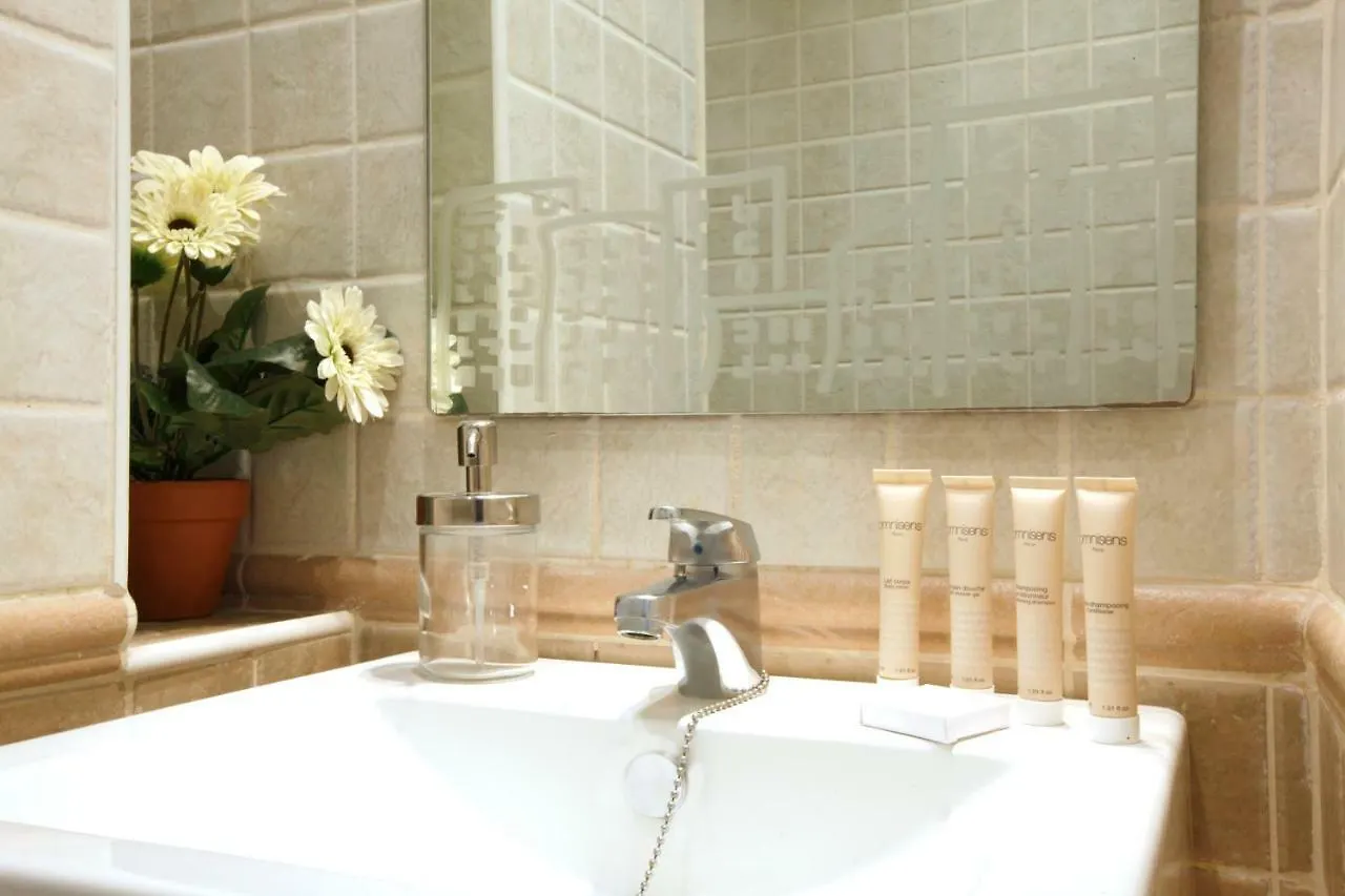 דירות טורמולינוס Al-Andalus Boutique